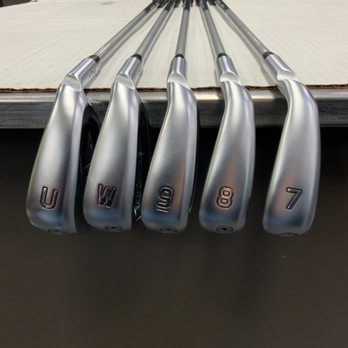Vist Large View of Product Image Which is Used Ping G730 BLACK DOT Mens Iron Set RH 7I-PW