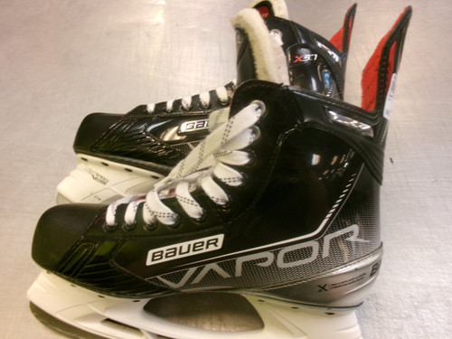 Vist Large View of Product Image Which is Used Bauer X3.7 Senior Hockey Skate Senior 9.5