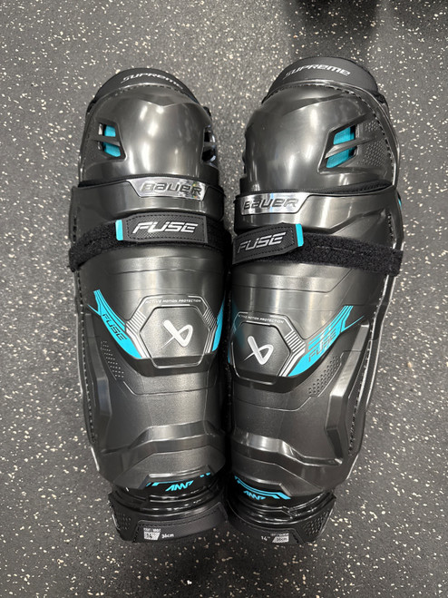 Vist Large View of Product Image Which is New BAUER SUPREME FUSE SHIN GUARD INT-14"