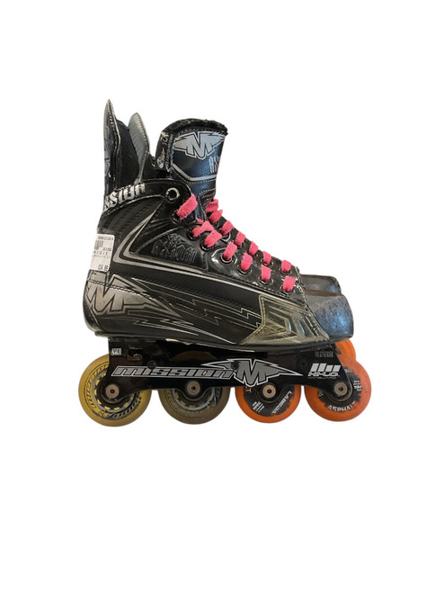 Vist Large View of Product Image Which is Used Mission AXIUM A.3 SZ 2 E Junior Rec Fitness Skates Black Junior 02
