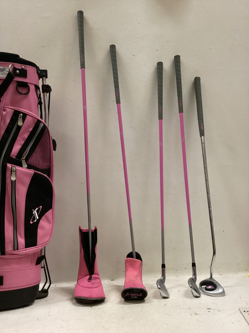 Vist Large View of Product Image Which is Used Tour Edge BAZOOKA Jr Club Set RH 5 Piece