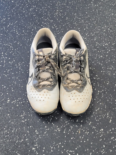 Vist Large View of Product Image Which is Used Nike FASTFLEX BB/SB Cleats Grey Senior 5