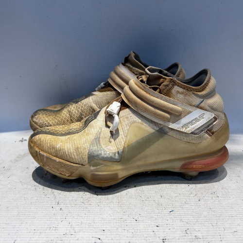 Vist Large View of Product Image Which is Used Nike SPORT PERFORMANCE TROUT BB/SB Cleats White Youth 08.5