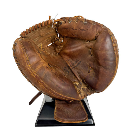 Vist Large View of Product Image Which is Used SHOELESS JOE 3200 Catchers Mitt RH Throw 32"