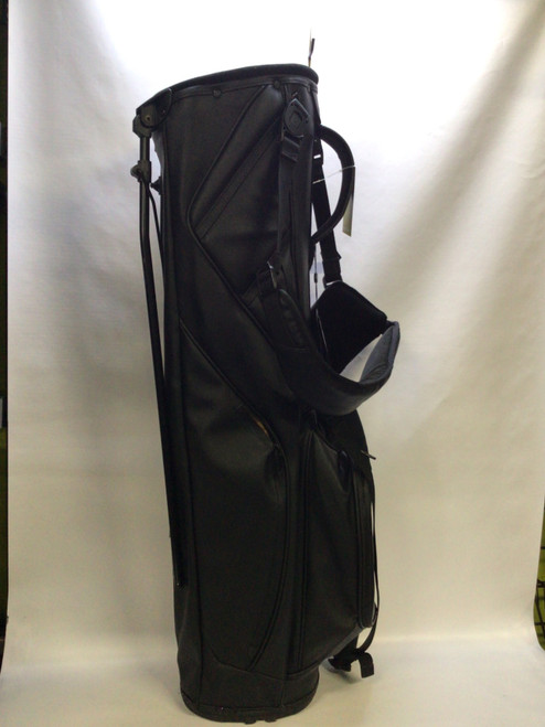 Vist Large View of Product Image Which is Used Taylormade FLEX TECH Mens Stand Bag Black