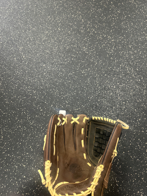 Vist Large View of Product Image Which is Used Rawlings RBG36BC BB/SB Glove LH Throw Brown 12 1/2"
