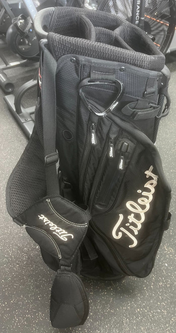 Vist Large View of Product Image Which is Used Titleist STAND BAG Mens Stand Bag Black