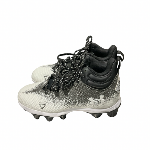 Vist Large View of Product Image Which is Used Under Armour LOCKED DOWN BB/SB Cleats Black Junior 02