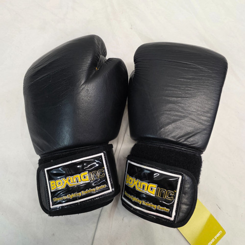 Vist Large View of Product Image Which is Used BOXING INC. BOXING GLOVES Boxing Gloves Black LG