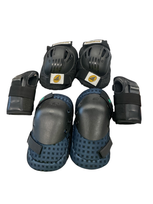 Vist Large View of Product Image Which is Used Rollerblade Skateboard Kneepads Black MD