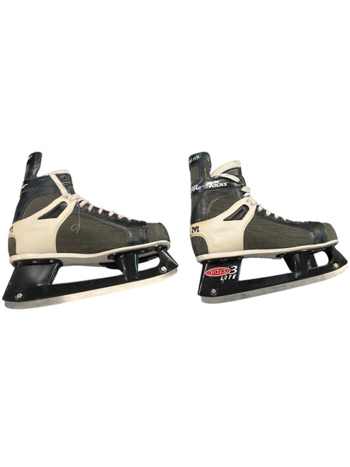 Vist Large View of Product Image Which is Used CCM TACKS 152 Senior Hockey Skate Senior 10.5