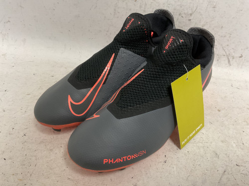 Vist Large View of Product Image Which is Used Nike Phantom VSN AO3258-080 Soccer Cleats Black And Copper Senior 7