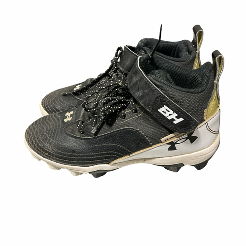 Vist Large View of Product Image Which is Used Under Armour UNDER ARMOUR WHITE GOLD BB/SB Cleats White Junior 02.5