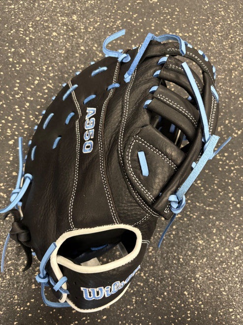 Vist Large View of Product Image Which is Used Wilson AO9RB25DIBM12 BB/SB First Base RH Throw Black 12"