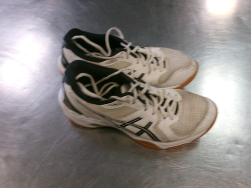 Vist Large View of Product Image Which is Used Asics VB Shoes Adult White Senior 7