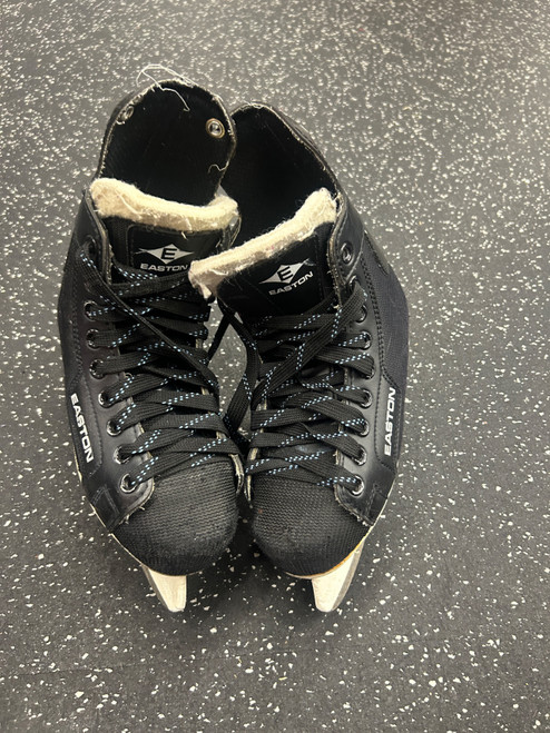 Vist Large View of Product Image Which is Used Easton 70 Junior Hockey Skate Junior 03