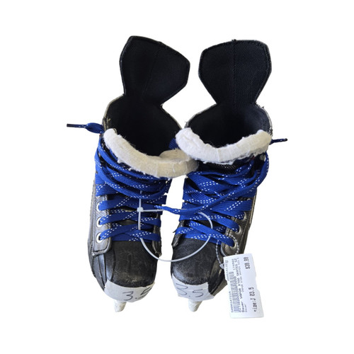 Vist Large View of Product Image Which is Used Bauer VAPOR X700 SKATES SZ3.5 Junior Hockey Skate Junior 03.5