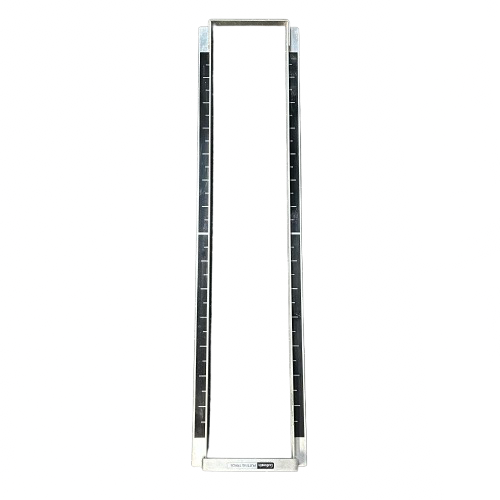Vist Large View of Product Image Which is Used GOLFSMITH PUTTING TRACK Putting Aid