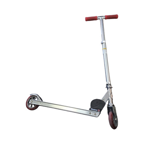 Vist Large View of Product Image Which is Used Razor 2 WHEELED SCOOTER Scooter Red