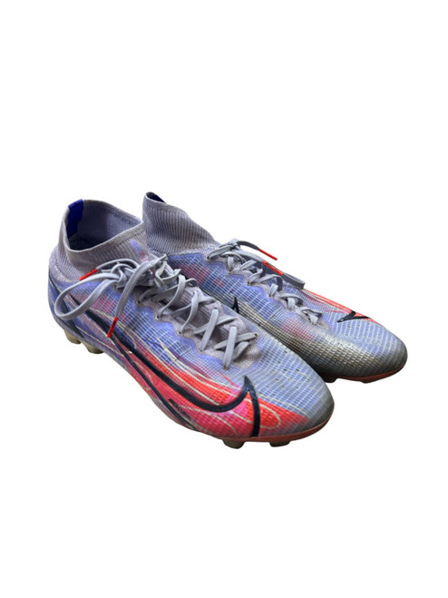 Vist Large View of Product Image Which is Used Nike Soccer Cleats Purple Senior 8.5