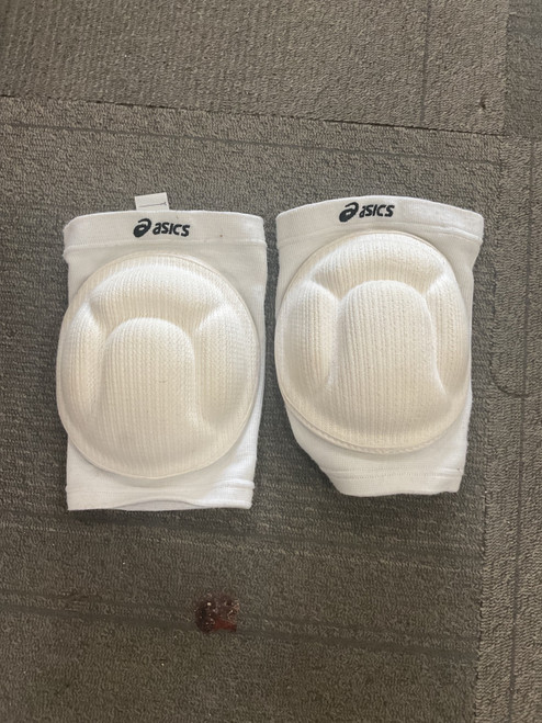 Vist Large View of Product Image Which is Used Asics VB Knee Pads White