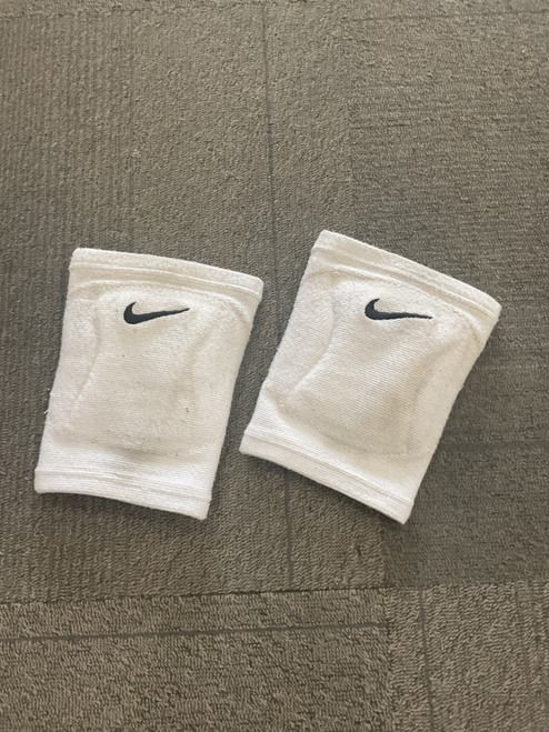 Vist Large View of Product Image Which is Used Nike VB Knee Pads White