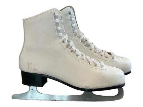 Vist Large View of Product Image Which is Used ADULT FIGUE SKATES WomensFigure Skate White Senior 8