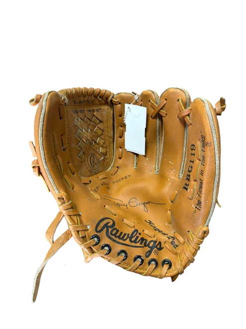 Vist Large View of Product Image Which is Used Rawlings RBG119 BB/SB Glove RH Throw Brown 10"