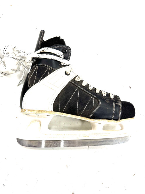 Vist Large View of Product Image Which is Used CCM INTRUDER 55 Senior Hockey Skate Senior 10