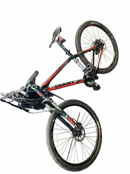 Vist Large View of Product Image Which is Used Giant TALON Mountain Bike Mens Black 43-47cm - 17-18" - MD Frame