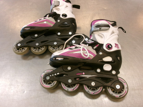 Vist Large View of Product Image Which is Used 5TH ELEMENT ADJ 2-4 Junior Rec Fitness Skates Pink Adjustable