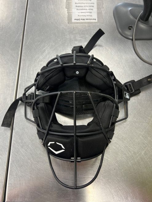 Vist Large View of Product Image Which is Used Evoshield PRO-SRZ Umpire Mask