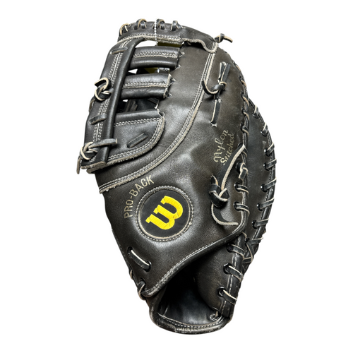 Vist Large View of Product Image Which is Used Wilson A2800 Baseball Glove Left Hand Throw Black 14"