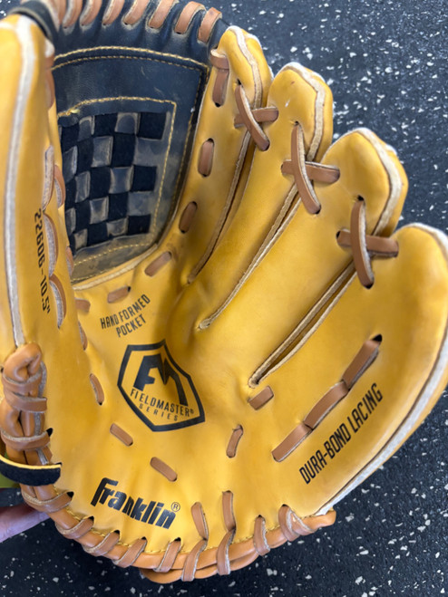 Vist Large View of Product Image Which is Used Franklin 22606 BB/SB Glove RH Throw Brown 10 1/2"