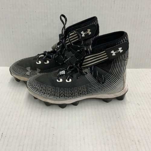 Vist Large View of Product Image Which is Used Under Armour Youth FB Cleats Black Youth 06.0