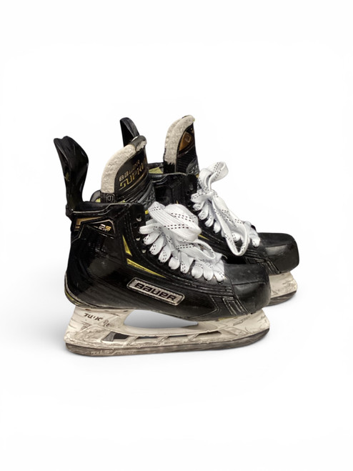 Vist Large View of Product Image Which is Used Bauer SUPREME 2S PRO Intermediate Hockey Skate Intermediate 6.0