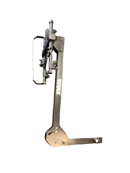 Vist Large View of Product Image Which is Used Thule Snow Sport Rack Hitch