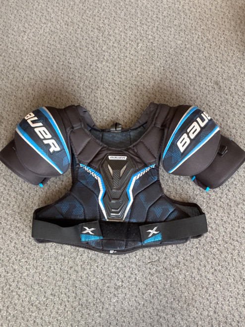 Vist Large View of Product Image Which is Used Bauer X S/P Senior Shoulder Pads LG