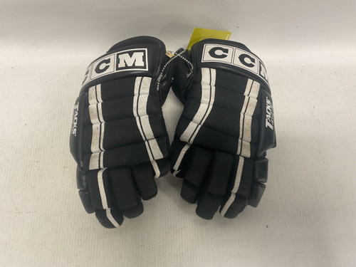 Vist Large View of Product Image Which is Used CCM TACKS 492 Junior Gloves Black 11"