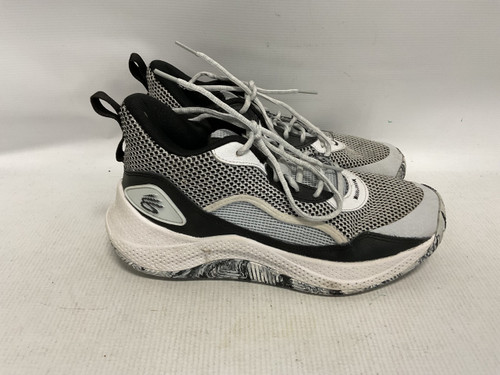 Vist Large View of Product Image Which is Used Under Armour Basketball Shoes M White And Black Senior 8