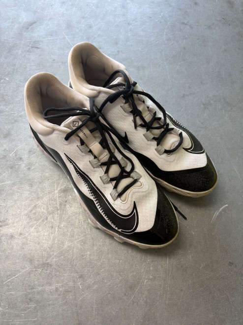Vist Large View of Product Image Which is Used Nike REACT - 11.5 BB/SB Cleats White And Black Senior 11.5