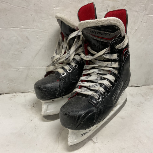 Vist Large View of Product Image Which is Used Bauer VAPOR X400 Junior Hockey Skate Junior 01