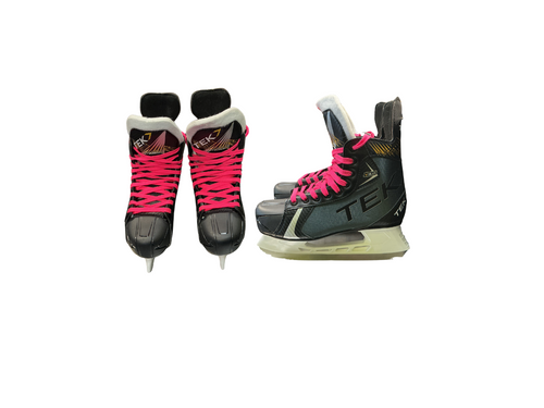 Vist Large View of Product Image Which is Used Powertek TEK V3.0 SR SKATES Senior Hockey Skate Senior 7