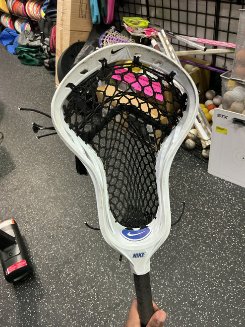 Vist Large View of Product Image Which is Used Nike L3 ON STX SC-TI Men Atk/Mid Complete Stick White