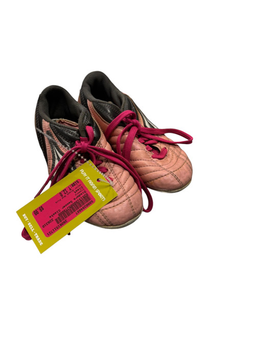 Vist Large View of Product Image Which is Used Diadora Soccer Cleats Black And Pink Youth 12.0