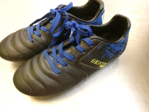 Vist Large View of Product Image Which is Used Brava Soccer Cleats Black Junior 02