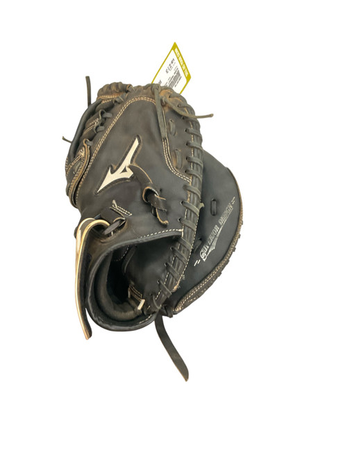Vist Large View of Product Image Which is Used Mizuno PROSPECT SELECT BB/SB Catchers RH Throw Black 32 1/2"