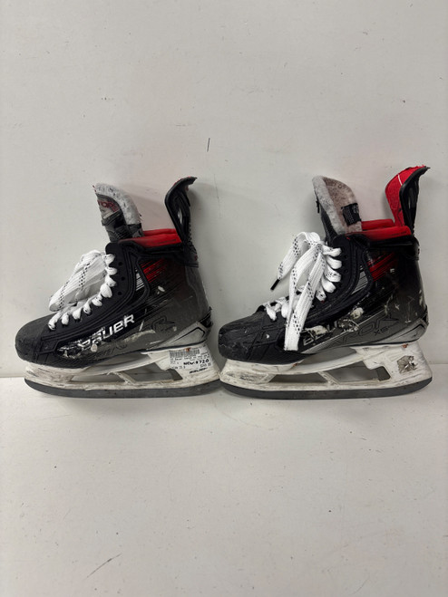 Vist Large View of Product Image Which is Used Bauer VAPOR X5 PRO Intermediate Hockey Skate Intermediate 5.0 (new= $720)