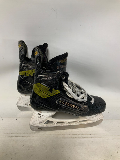 Vist Large View of Product Image Which is Used Bauer SUPREME MATRIX FIT 2 Intermediate Hockey Skate Intermediate 6.5