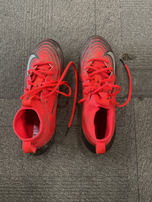 Vist Large View of Product Image Which is Used Nike VAPOR Soccer Cleats Red Senior 7